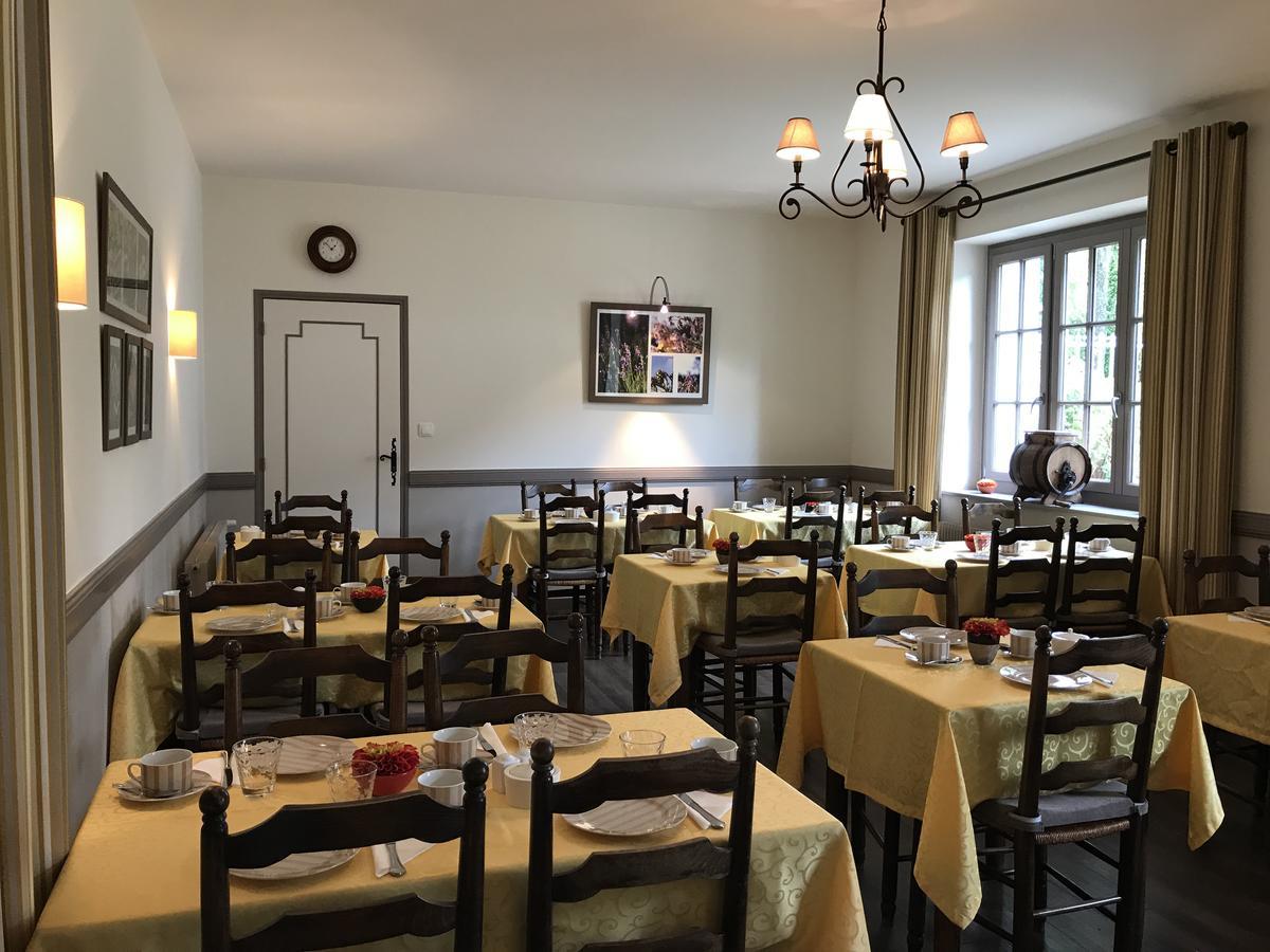 Le Parc De L'Hostellerie 레베느와 외부 사진